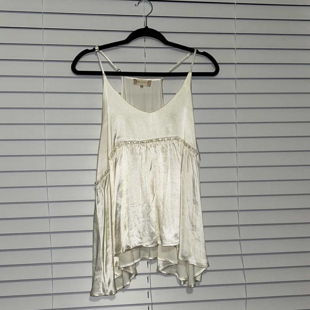 Altar’d state medium cream top